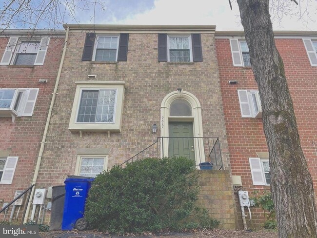 Building Photo - 9817 Rainleaf Ct