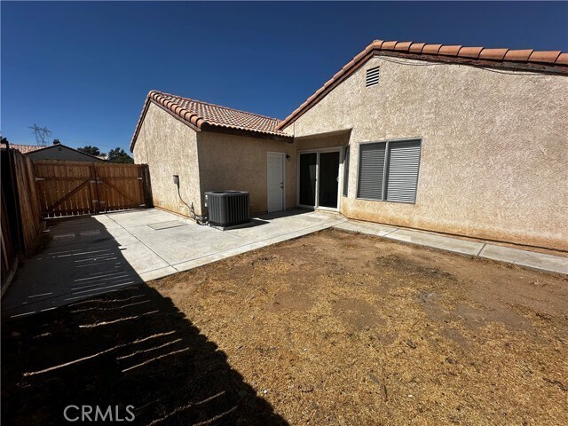 Building Photo - 13275 Wrangler Ln