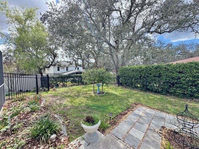 Building Photo - 8442 Eldridge Rd