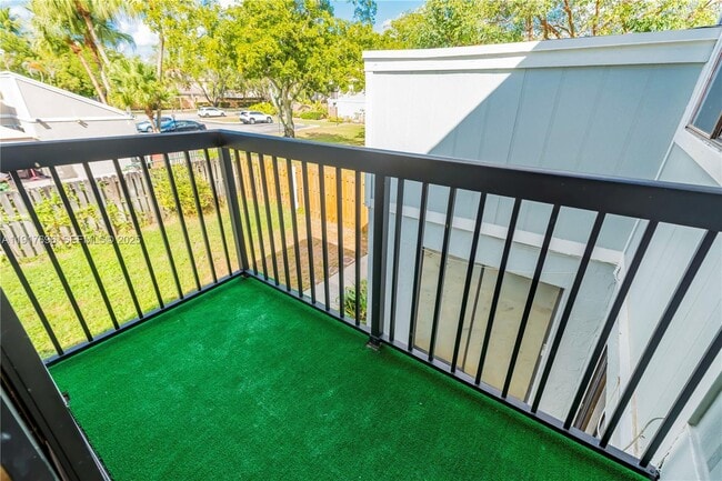 Building Photo - 617 NW 132nd Terrace