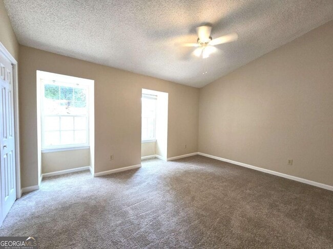 Building Photo - 227 Quail Run