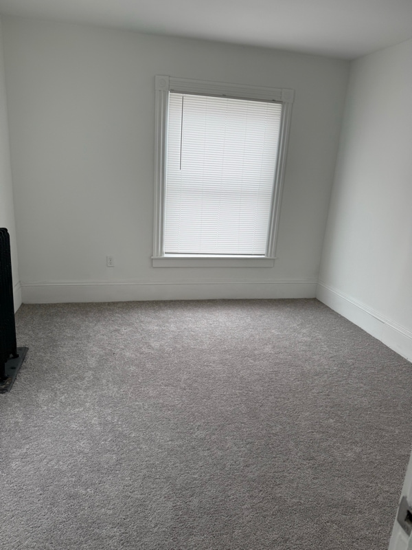 Building Photo - 232 Pequoig Ave