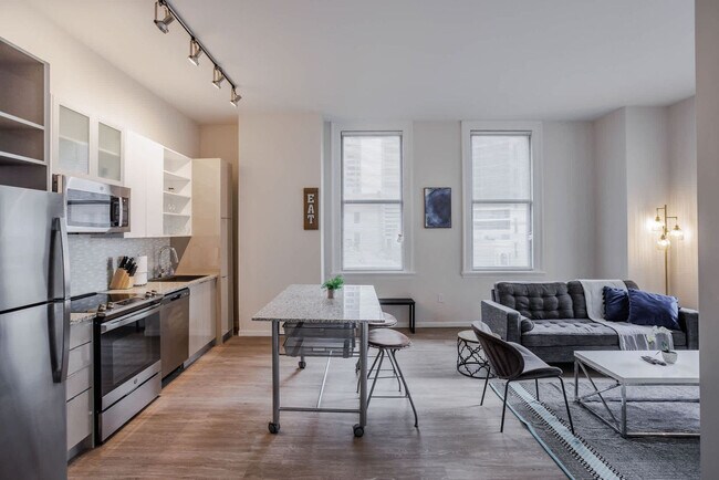 Building Photo - 9-JAN-JAN E 4th St