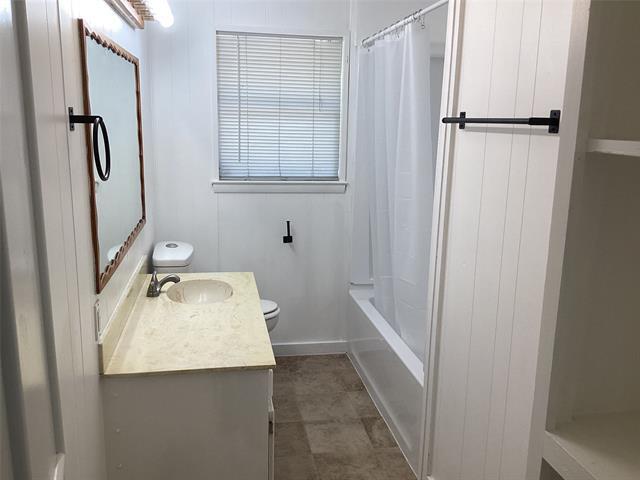 Building Photo - 155 Chateau Dr