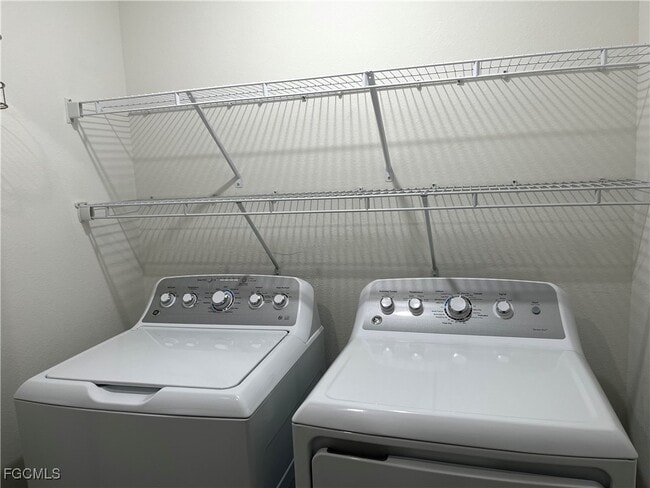 Building Photo - 6391 Brant Bay Blvd