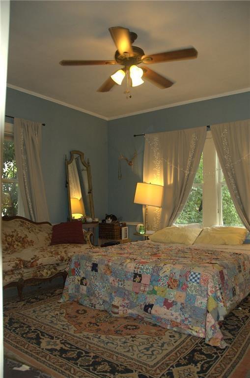 Building Photo - 202 E 31st St