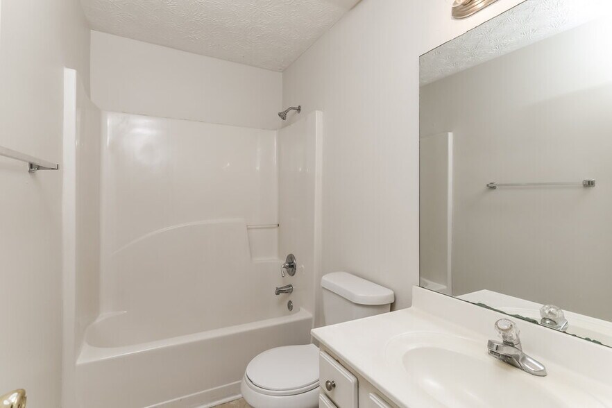 Building Photo - 564 Kirtley Ct