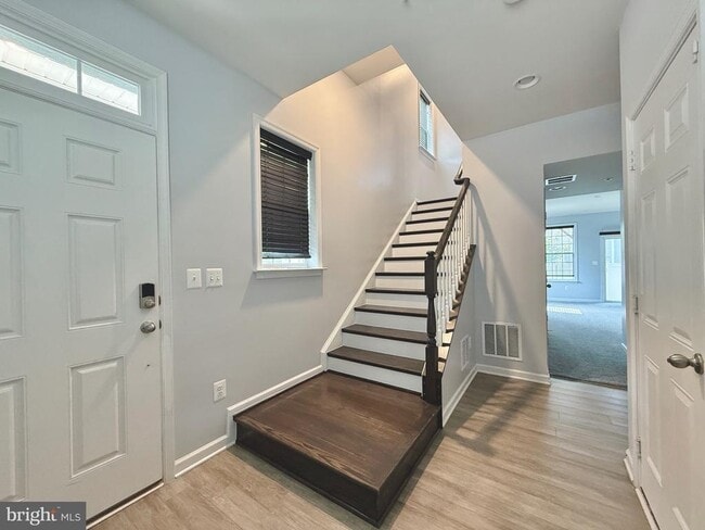 Building Photo - 4721 Six Forks Dr