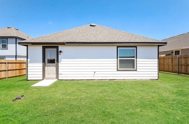 Building Photo - 1810 Crimson Lake Blvd