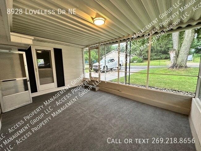 Building Photo - 8928 Loveless Dr NE