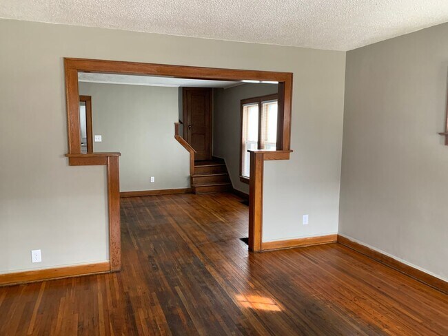 Building Photo - 1094-96 S. Ohio Ave