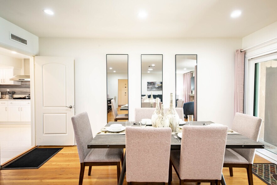 Building Photo - 9088 Emperor Ave