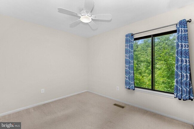 Building Photo - 11545 Hearthstone Ct