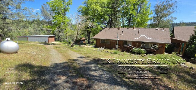 Building Photo - 10719 Moon Valley Rd