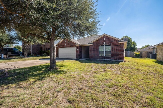 Building Photo - 3 Bedroom, 2 Bath Home in the Village of Berry Creek