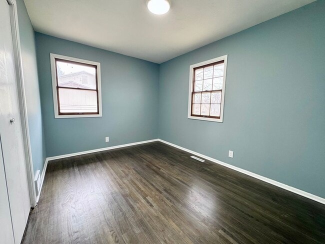 Building Photo - Remodeled 3 bed, 2 bath Millard home