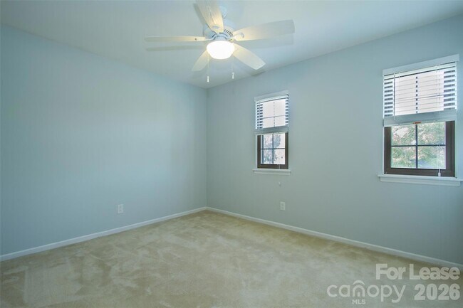 Building Photo - 11722 Carmel Lakes Dr