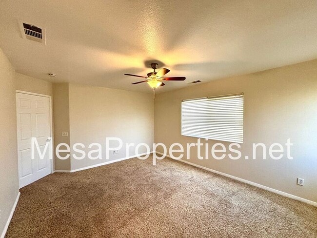 Building Photo - 13720 Thrush Ct