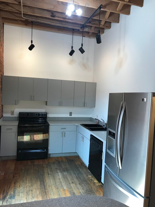 Building Photo - 1600 Wynkoop St