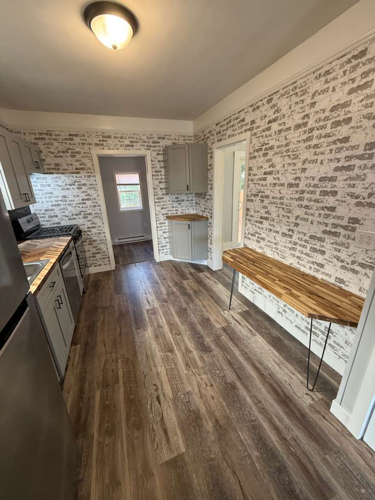 Building Photo - 1606 Woodmont Ave