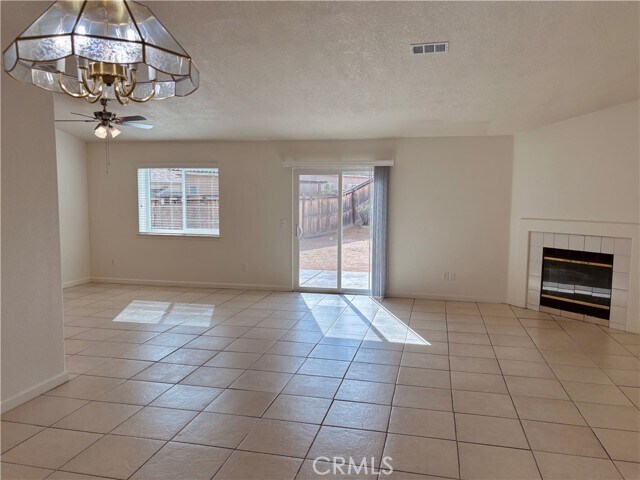 Building Photo - 15011 Maribelle Dr