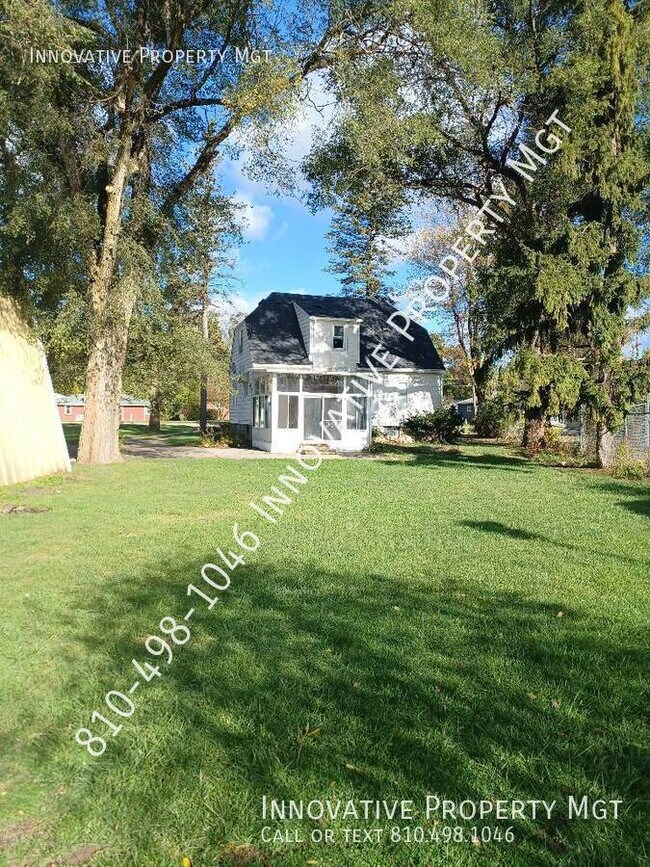 Building Photo - 5288 Richfield-