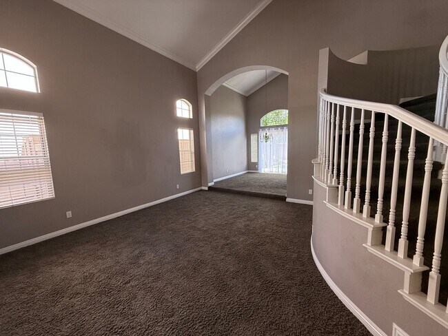 Building Photo - 1579 Dawson Dr