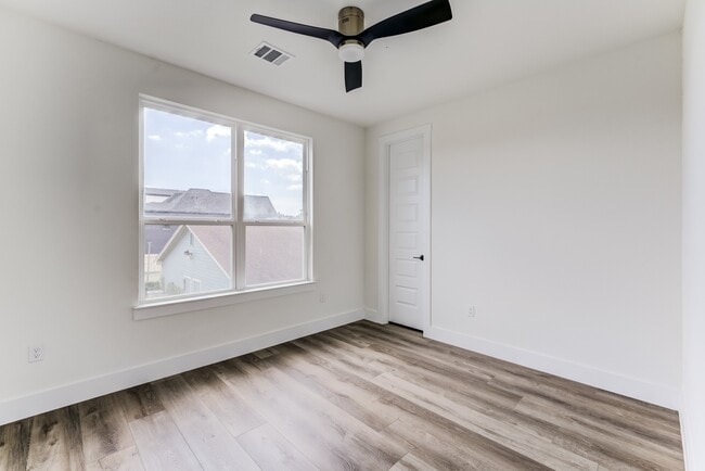 Building Photo - 7117 Tierwester St
