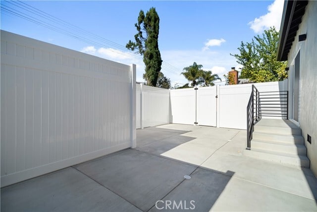 Building Photo - 6935 Jellico Ave