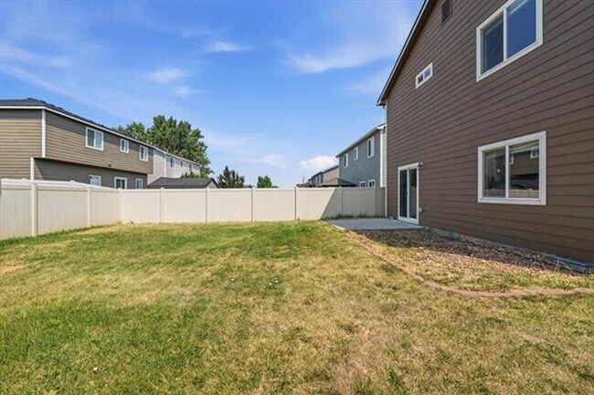 Building Photo - 124 S Glenbrook Ct