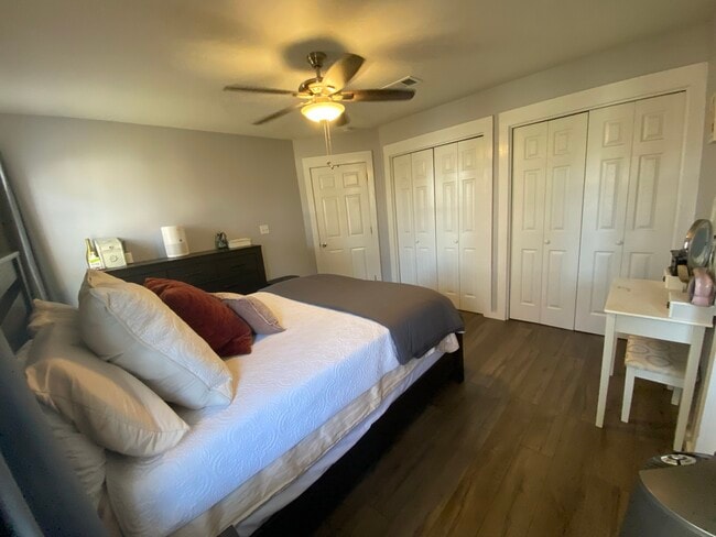 Roomy master... - 36 Stowe Rd