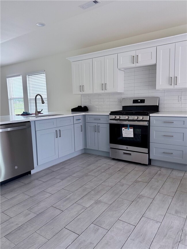 Building Photo - 270 Wagnon Trl