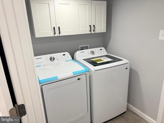 Building Photo - 109 Paoli Pike