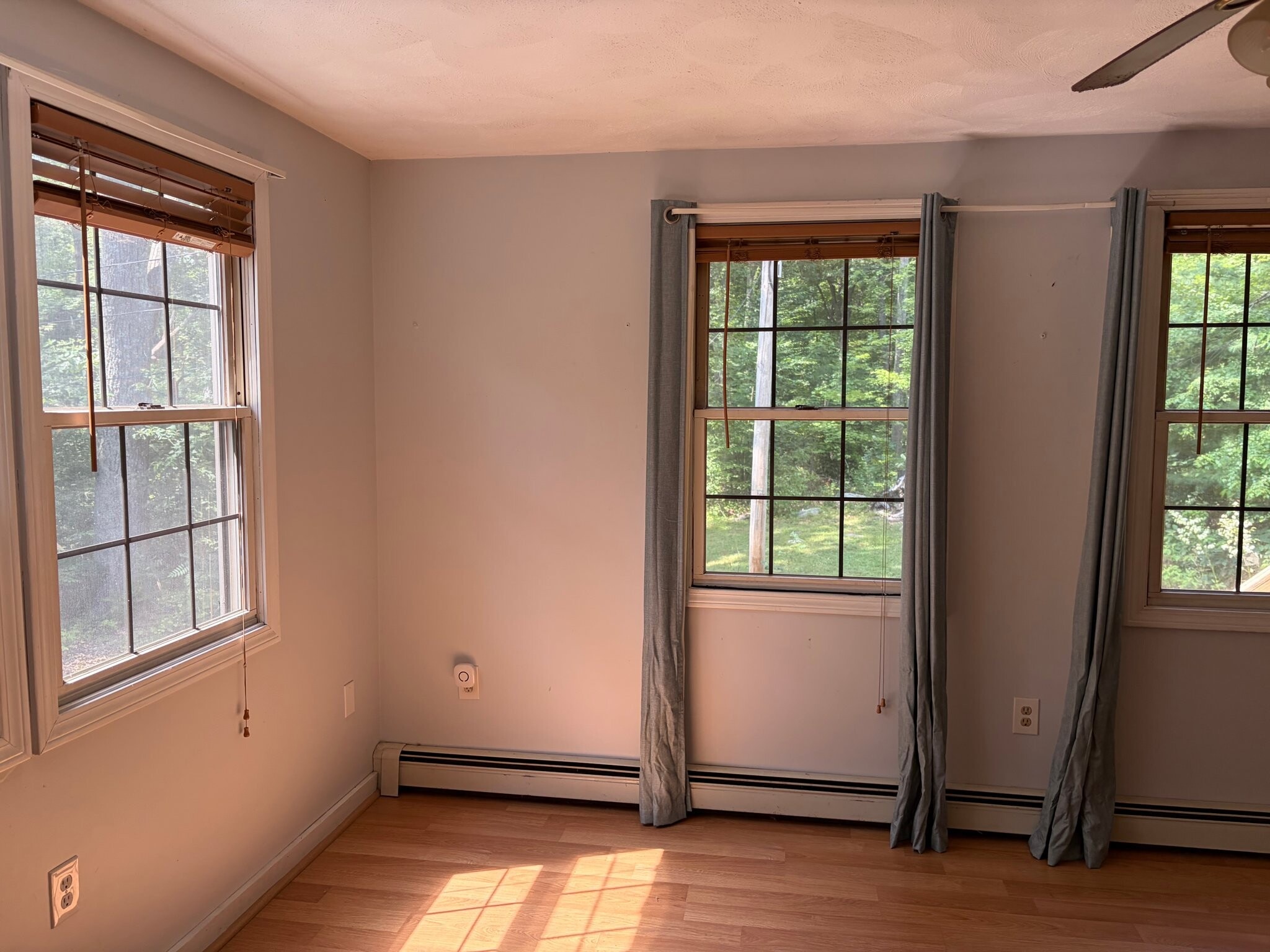 Building Photo - 248 Mendon St