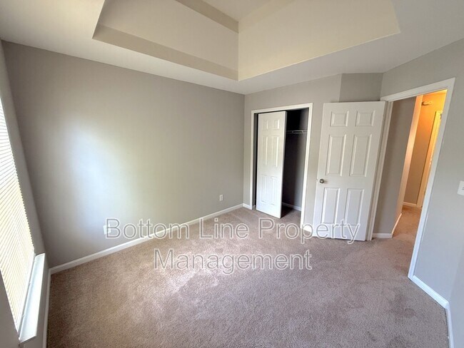 Building Photo - 1320 Ben Livingston Rd