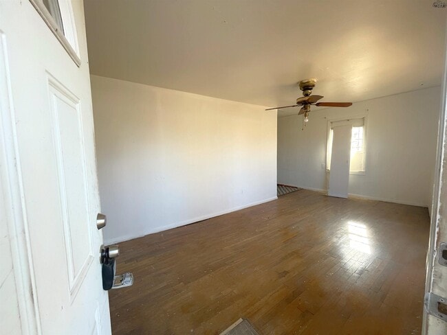 Building Photo - 1505 Smith St