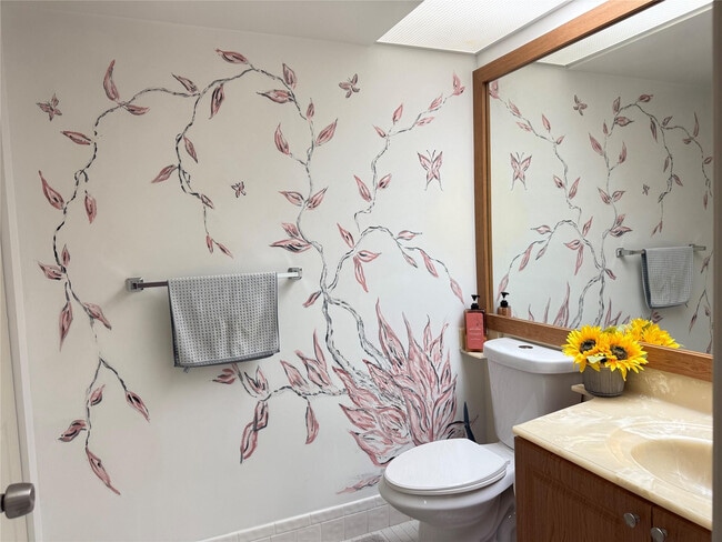 Building Photo - 12500 SW 5th Ct