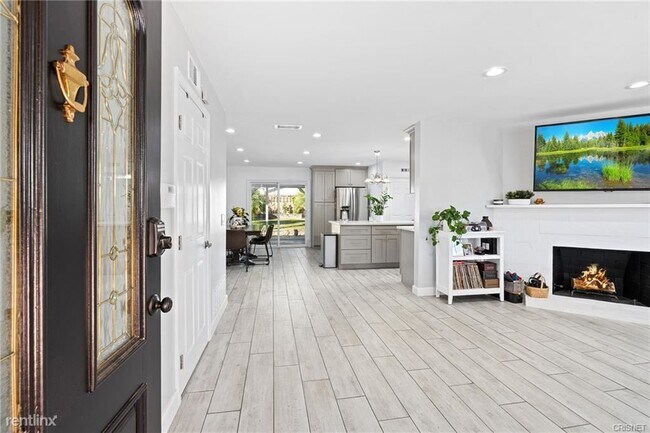 Building Photo - 4 br, 2 bath House - 6609 Birchton Ave