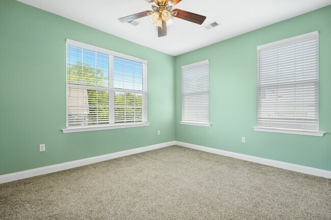 Building Photo - 1309 Meadow Brook Ct