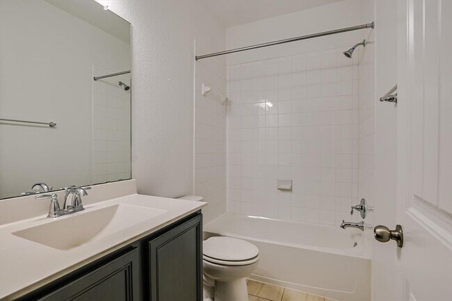 Building Photo - 14209 Marathon Rd