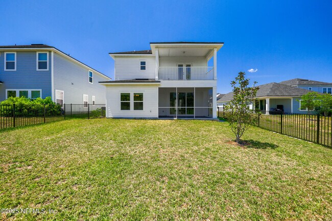 Building Photo - 209 Torres Trce