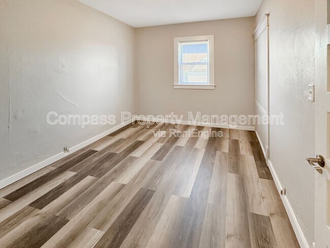 Building Photo - 1300 Hamilton Ave NW