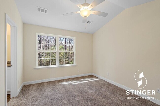 Building Photo - 204 Admiration Ave