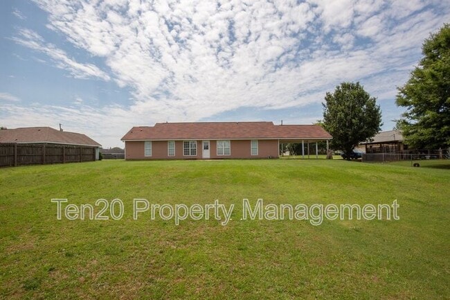 Building Photo - 39 Farmbrook Dr