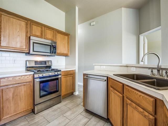 Building Photo - 312 Hopewell Dr