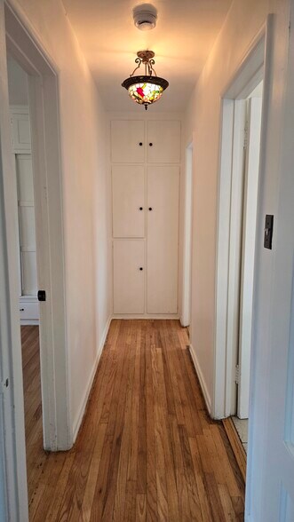 Building Photo - 3552 Locke Ave