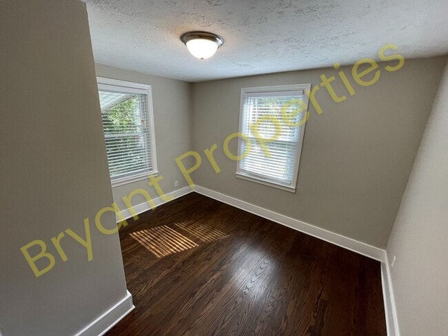 Building Photo - Inglewood - 2 Bedroom Brick