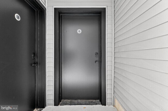 Building Photo - 2219 N 4th St