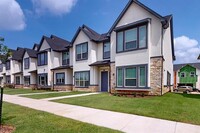 Building Photo - 250 Buck Ridge Dr