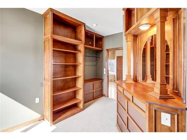 Building Photo - 1209 Lewis Ave SW